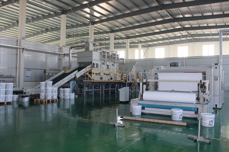 1751251681538757.jpg PTFE滤袋车间1.jpg